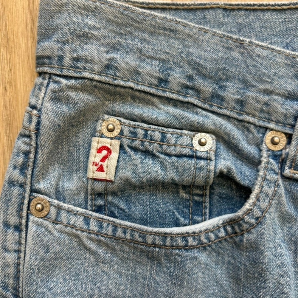 Guess Vintage Jeans Made in USA 27x30 Light Wash Straight Leg 90s Denim
